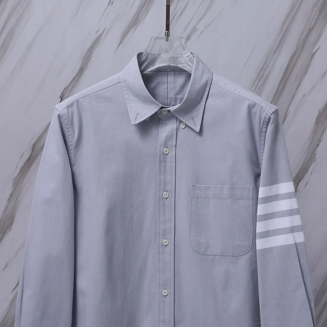 ：923 （TB ） THOM BROWNE .TBClassic 100% Factory TB TB Same Style ：Light Blue /Light Gray Size：0/1/2/3/4